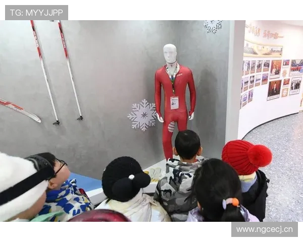 任子威训练完直接拎包去专柜刷卡，这消费节奏谁跟得上