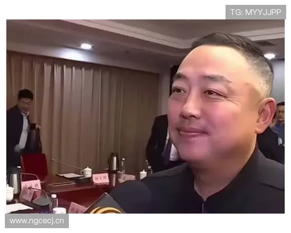 刘国梁最近这“生活开挂”程度，普通人光看着钱包就瘪了半边脸